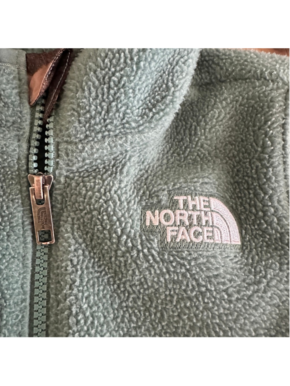 The North Face Boys Fleece Jacket 4T Green Camo Hooded Full Zip - Picture 5 of 10
